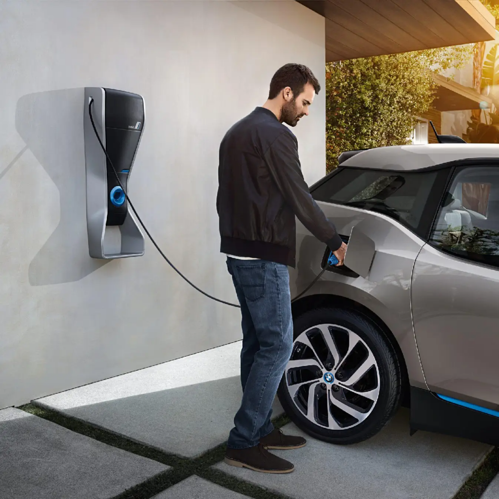Borne de recharge murale 11 kW