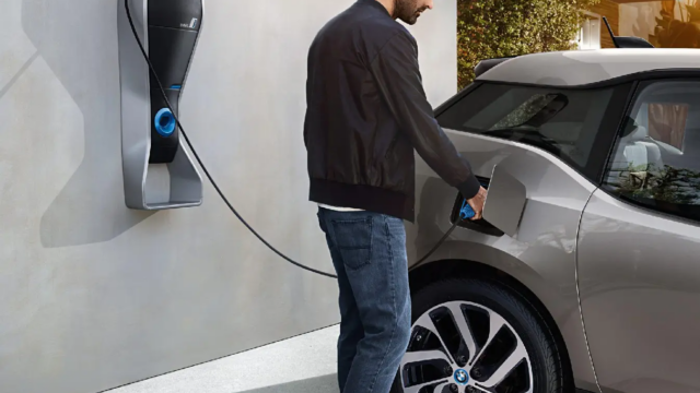 Borne de recharge murale 11 kW